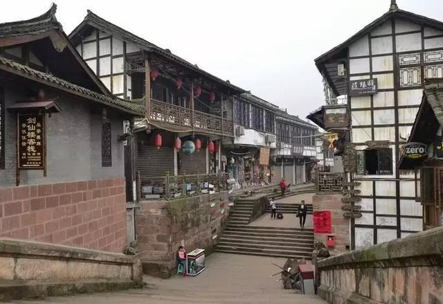 非人学园